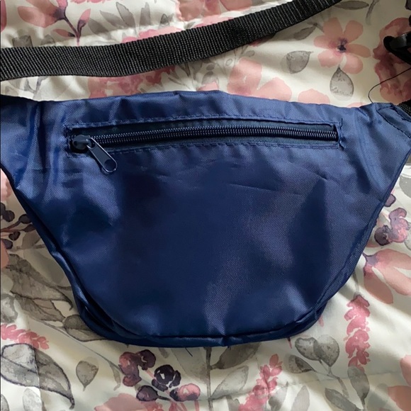 Fanny Pack - Picture 5 of 7